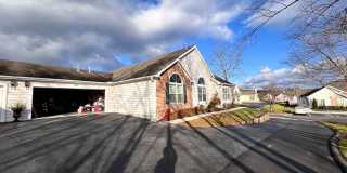 Stunning Three bedroom Villa in The Villas at Peppers Ferry – A Must-See! Gallery 3