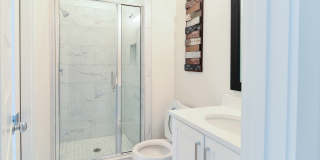 5 Seawell Avenue Gallery 17