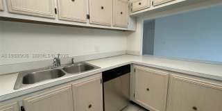 9441 Live Oak Pl Gallery 12