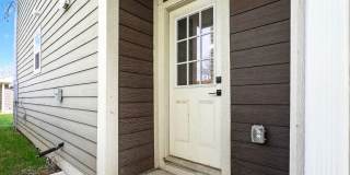 Charming 2BR Townhome in Indianapolis Gallery 25