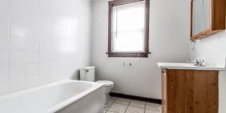 617 N Central Ave Gallery 2