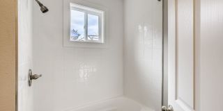 Recently Remodeled 4 bedroom, 2 bath Ranch Style Boulder House Gallery 12