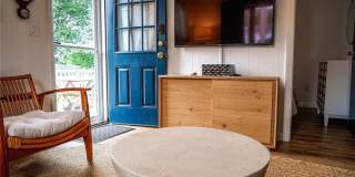 142 Renfrew Avenue Gallery 2