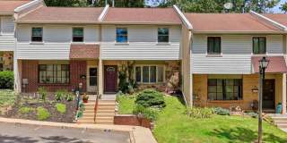 106 WOODSIDE Circle Gallery 1