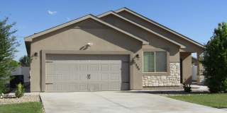 2509 W Ray Avenue Gallery 1