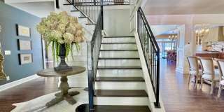 9 Oak Brook Boulevard Gallery 3