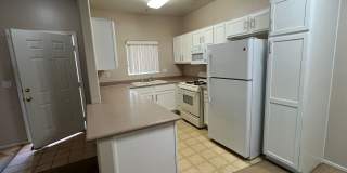 Henderson - 2 bedroom condo Gallery 9