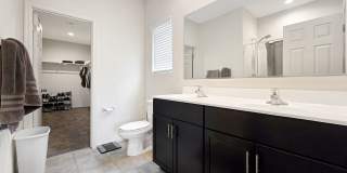 Like new home! Pristine condition! Gallery 24