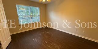 Beautiful 3BR Home with Vaulted Ceilings, Community Pool & Main Level Primary Suite Beautiful 3BR Home with Vaulted Ceilings, Community Pool & Main Level Primary Suite Gallery 11