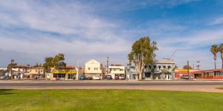 Conveniently Close to the Beach & Bay From This 1 Bed/1 Bath in Mission Beach! Gallery 1