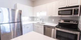 Windsor Meadow Hills Gallery 8