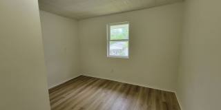 3 Bedroom, 1 Bath, Available July 2026 Gallery 23