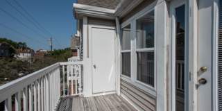 Walk to UC & UC Medical | 1BR/2BR Apartments Gallery 10