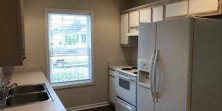 Pet Friendly 3 Bedroom, 2 Bath Home with Garage and Fenced In Back Yard! Gallery 5