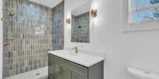 *Modern Construction Luxury Townhome - Downtown Raleigh* Gallery 17