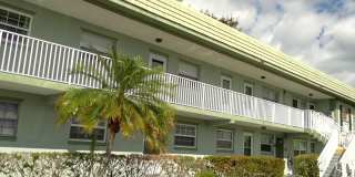 2 bed / 2bath condo in the heart of Clearwater Gallery 1