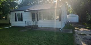 Beautiful remodeled 3BR, 1.5 Bth with garage and fenced backyard with newer stainless appliances Gallery 29