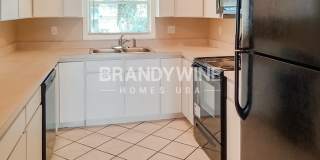 8810 North Orangeview Avenue Gallery 3