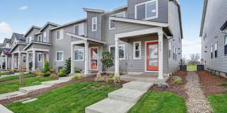 Recently Built Woodburn Townhome Featuring A/C Gallery 1