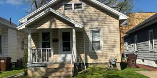 206 North Sutphin Street Gallery 1