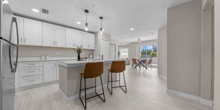 1700 Forest Gallery 41