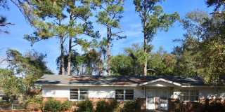 N Kerr Avenue - Duplex home - Move In Ready!!! Gallery 1