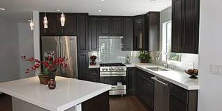 Live in the 90210! Stunning Modern Newly Renovated 2 Bedroom plus bonus room home in Beverly Hills! Gallery 9