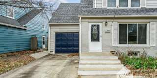 Large bi-level duplex in Crown Heights Gallery 1