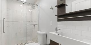 873 MOYER Street Gallery 19