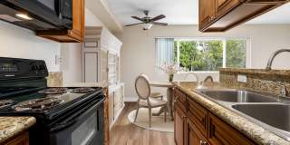 Lombardi Apartments Gallery 37