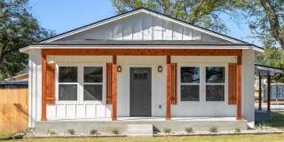 200 Main Street Gallery 1