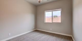 3 Bed, 2 Bath, 2 Car Garage For Rent. Pet Friendly Gallery 12