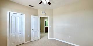 SPACIOUS 5-BEDROOM POOL HOME IN NORTH PORT Gallery 47