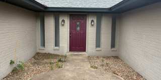 Spacious 4 Bed / 2 Bath Home for Rent in Norman Gallery 1
