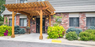 The Willows Gallery 3