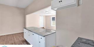 533 Leath Street Gallery 7