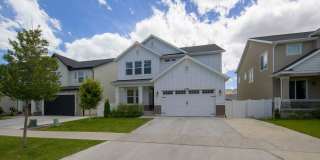 Beautiful Luxury Home in Saratoga Springs! Gallery 1