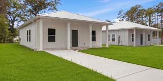 NEW BUILT 3 BR 2 BA Rental Gallery 4