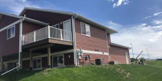 Quality Built Twinhome North Bismarck 2Bedroom 1 1/2 Bath SORRY NO PETS!! Quality Built Twinhome North Bismarck 2Bedroom 1 1/2 Bath SORRY NO PETS!! Gallery 3