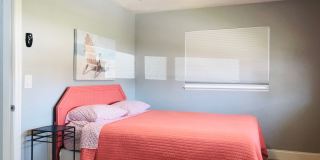 Experience this Short Term Furnished Off season Single Family 2/2 Pool home. Gallery 15