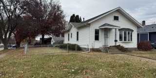 3122 W LOCUST Street Gallery 1