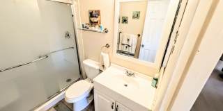 Annual UNFURNISHED 2/1 condo Island life Gallery 11