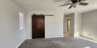 Beautifully renovated, cul-de-sac, Mesa Park adjacent home in Summerlin. Gallery 60