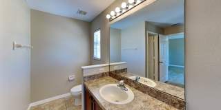 1845 Holton Road Gallery 11