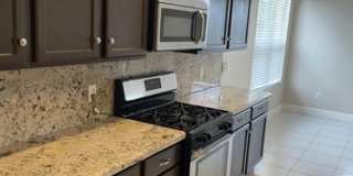 895 Southwest Lake Charles Circle Gallery 4