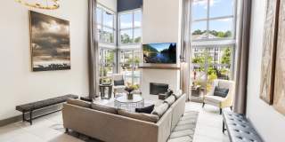 The Dylan at Grayson Gallery 4