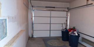 Large furnished 4 bedroom home with 2 car garage Gallery 23