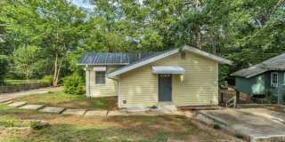 Now Accepting Section 8 Vouchers! Charming 2BR in Adamsville – Granite Kitchen, Bonus Room, Pet-Friendly! Gallery 1