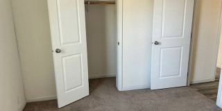 700 S Shafter Ave Gallery 10