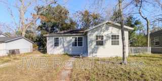 3037 Imperial St Gallery 1